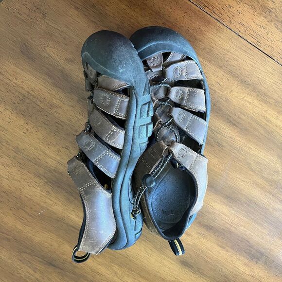 KEEN Men\'s Newport Bison Brown Leather Hiking Sandals main image 6